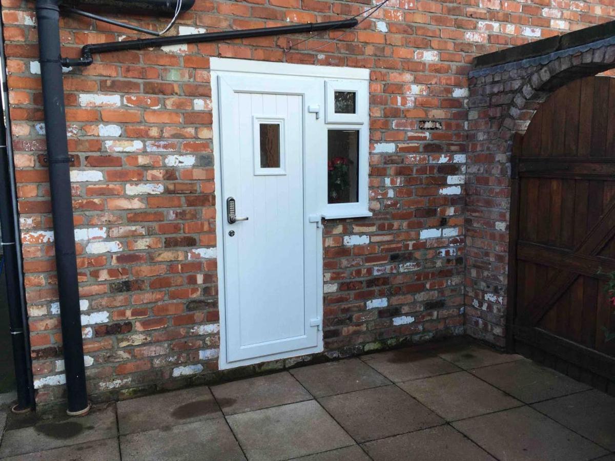 The Loft Apartment Congleton Exterior foto